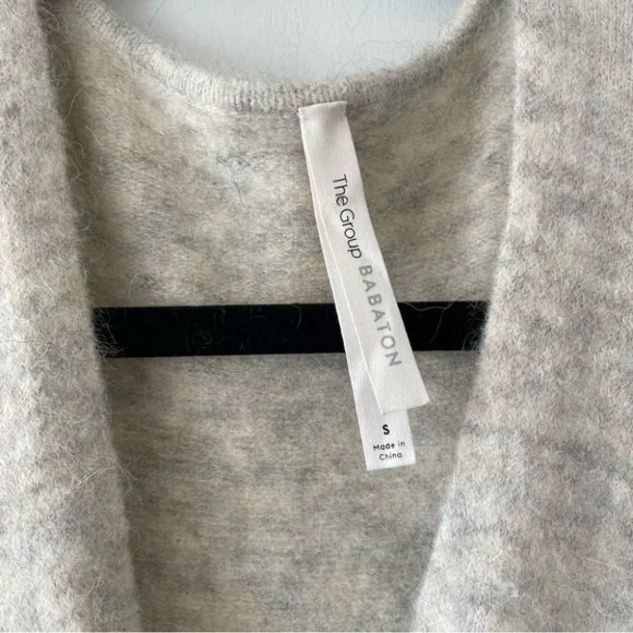 ❌SOLD❌ The Group Babaton Bandini Criss Cross Alpaca Wool cream Sweater size Sm - Picture 4 of 7